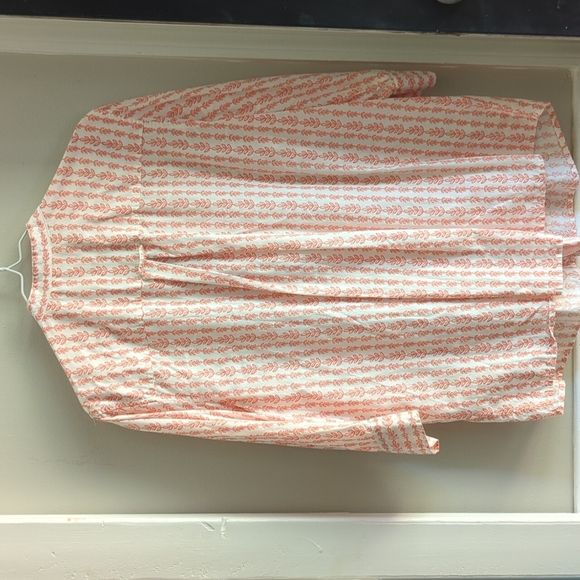 BLAIR Button Front Tunic Shirt Peach and Cream Vine Print Large - Picture 5 of 6